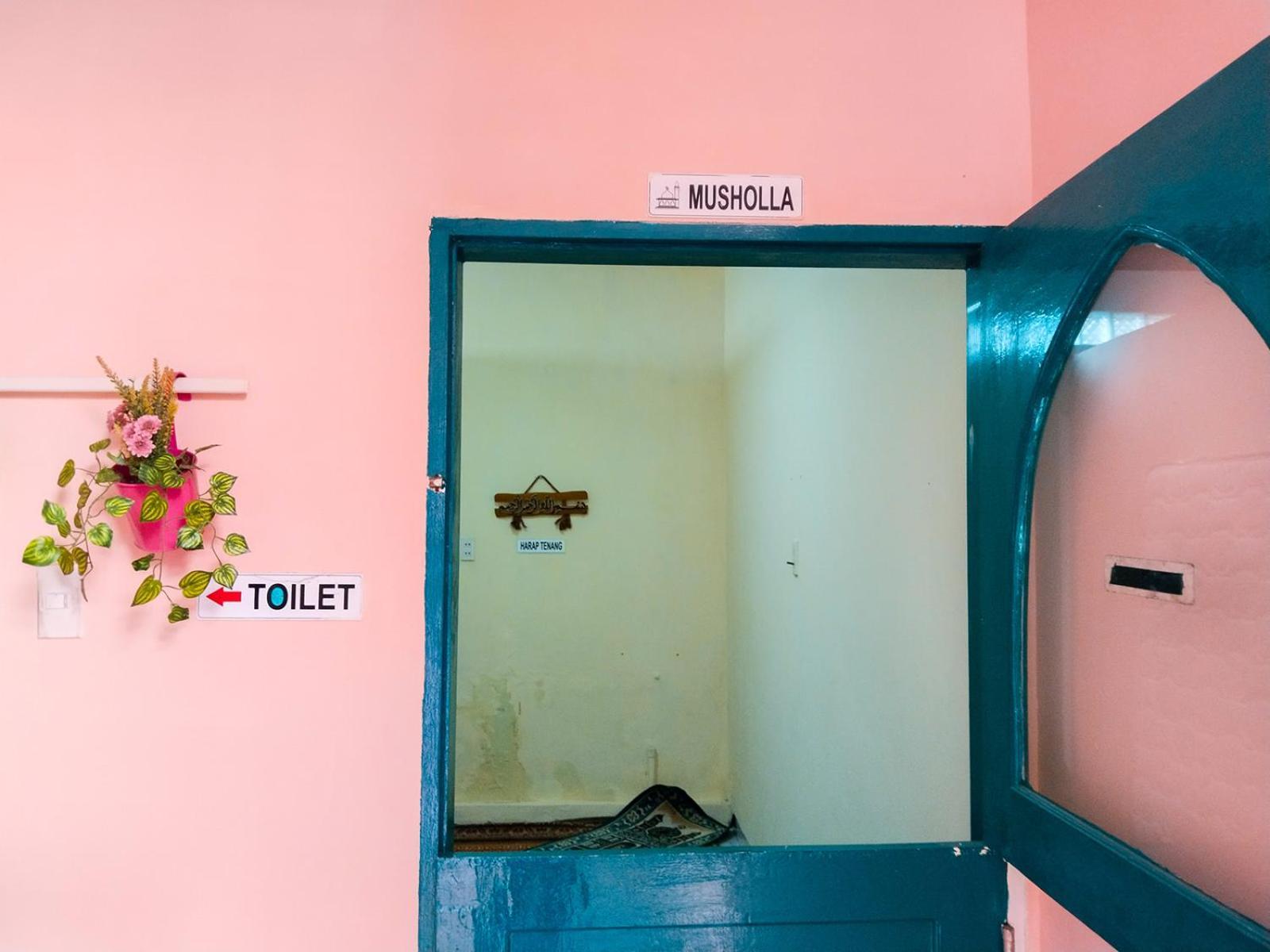 فندق Grand Shaqilla Syariah Deli Tua المظهر الخارجي الصورة